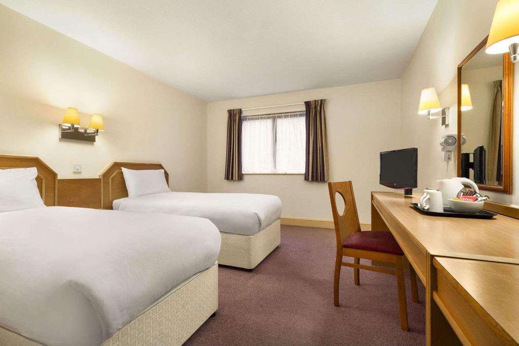 Days Inn Sutton Scotney South Eksteriør bilde